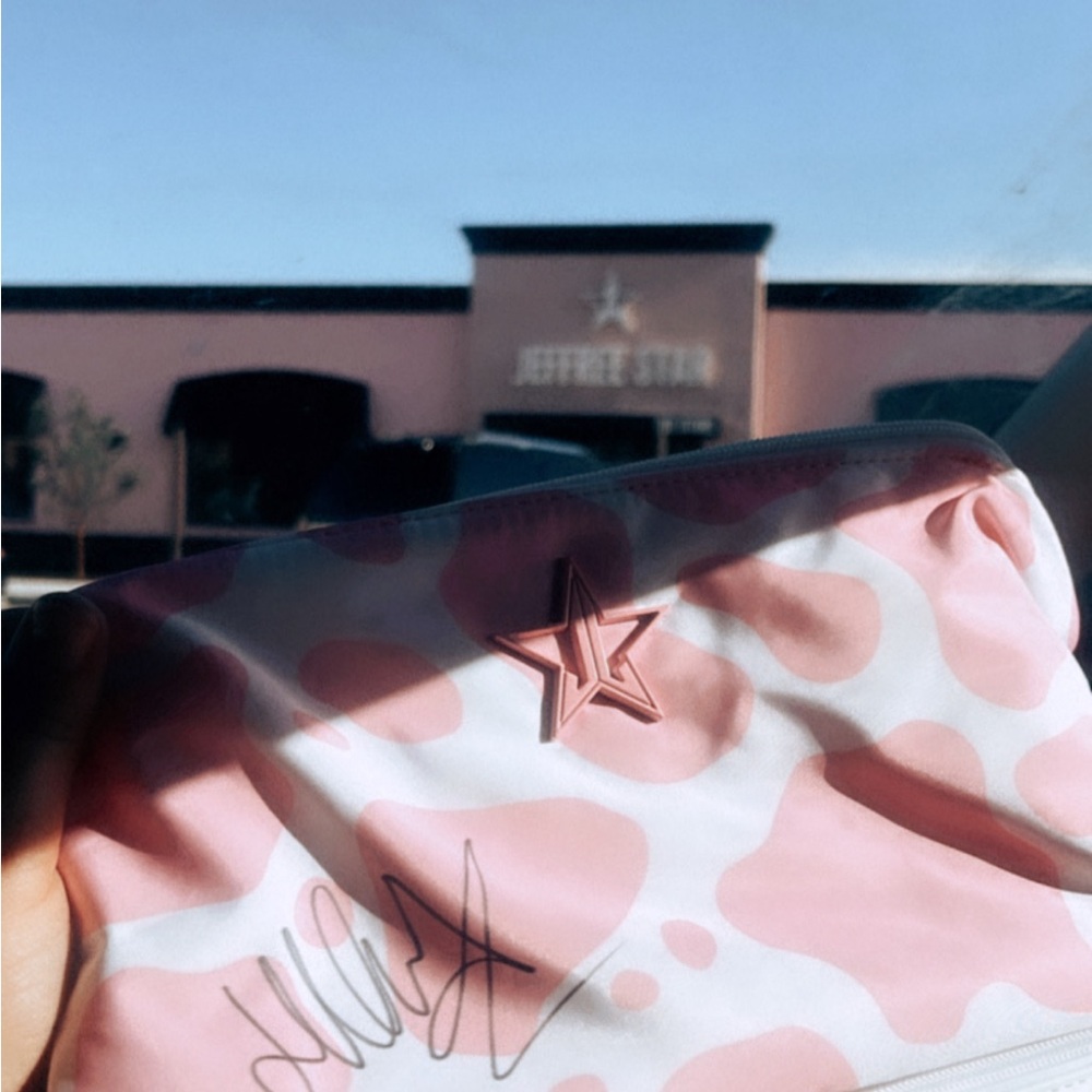 Jeffree Star Pink Cosmetic Bag Chic Organizer